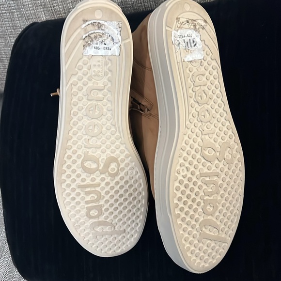 Paul Green Ankle Booties - Picture 5 of 8